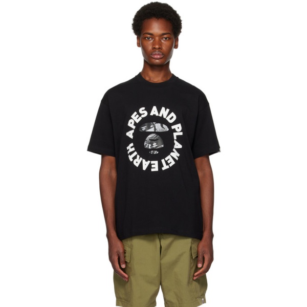  에이프 AAPE by A Bathing Ape Black Apes And Planet Earth T-Shirt 241547M213015