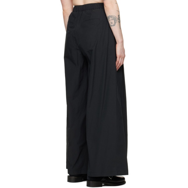  아모멘토 AMOMENTO Black Shirred Trousers 242436F087004