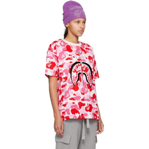  베이프 BAPE Pink ABC Camo Crystal Stone Shark T-Shirt 241546F110102