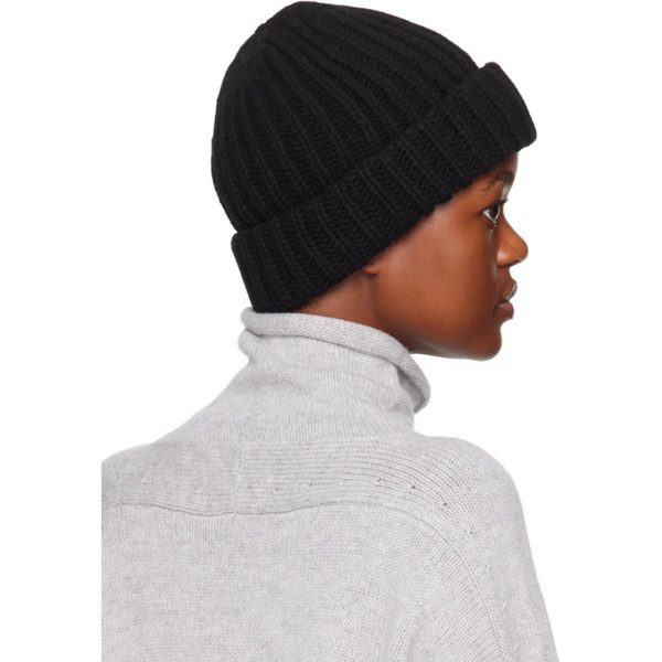  베이스레인지 Baserange Black Ribbed Beanie 232922F014001