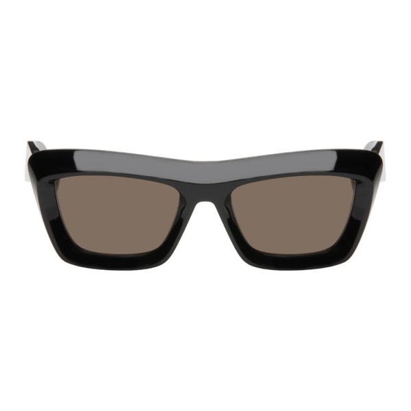 보테가베네타 보테가 베네타 Bottega Veneta Black Classic Cat Eye Sunglasses 242798F005010