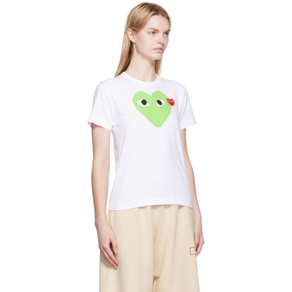  COMME des GARCONS PLAY White Heart Patch T-Shirt 222246F110033