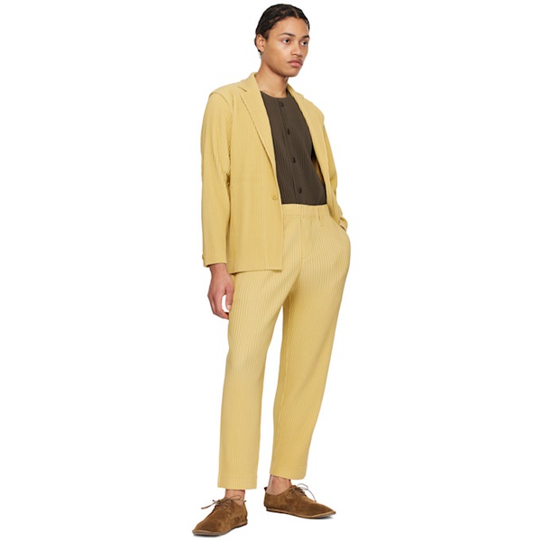  HOMME PLISSEE 이세이 미야케 ISSEY MIYAKE Yellow Tailored Pleats 1 Trousers 241729M191053
