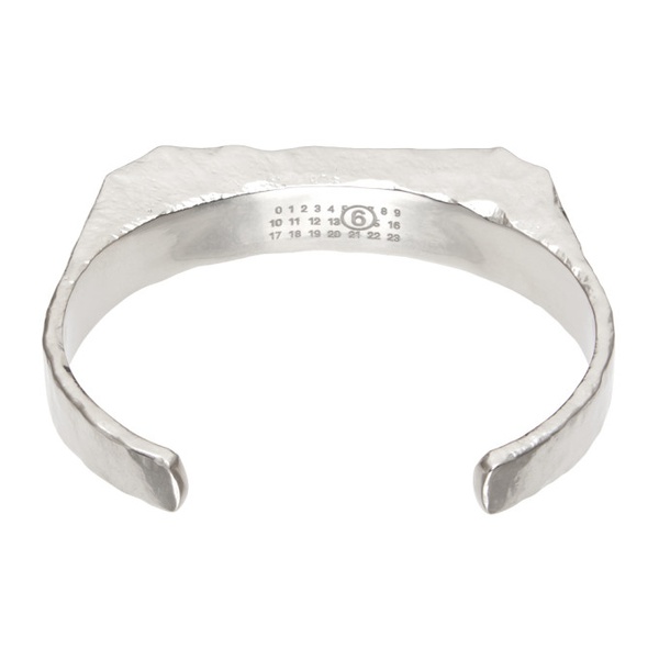  MM6 메종 마르지엘라 MM6 메종마르지엘라 Maison Margiela Silver Metal Chiseled Cuff Bracelet 241188M142014