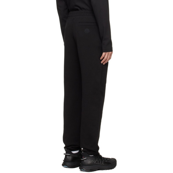 몽클레어 몽클레어 Moncler Black Embroidered Sweatpants 241111M190003