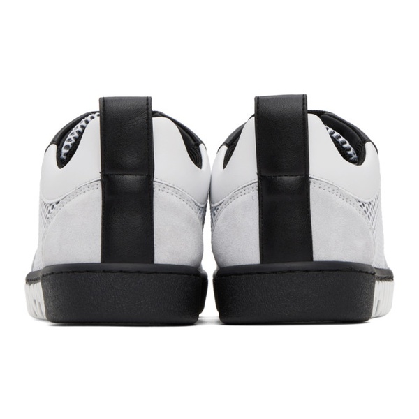  모스키노 Moschino White & Black Side Logo Sneakers 231720M237015