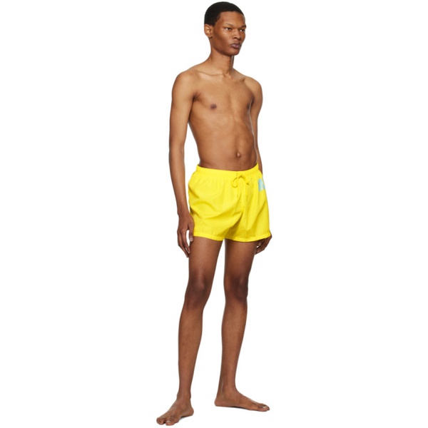  모스키노 Moschino Yellow Double Question Mark Swim Shorts 231720M208012