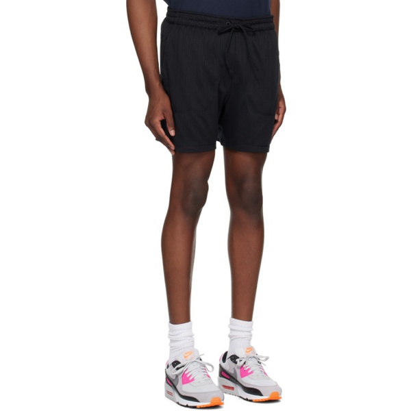 나이키 Nike Black Yoga Shorts 242011M193024