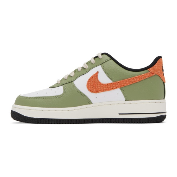 나이키 Nike White & Green Air Force 1 07 Sneakers 231011M237156