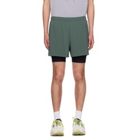 On Green Pace Shorts 241585M193002