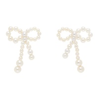 소피 빌리 브라헤 Sophie Bille Brahe White & Gold Rosette de Perles Earrings 242686F009011