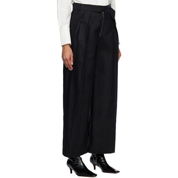  Subtle Le Nguyen Black Pleated Trousers 231803F087010