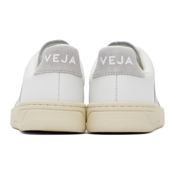  베자 VEJA White V-12 Leather Sneakers 241610F128014