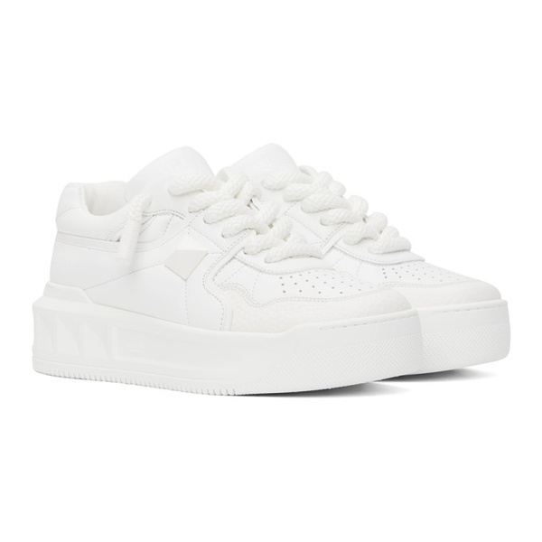  발렌티노 Valentino Garavani White One Stud Sneakers 232807M237040