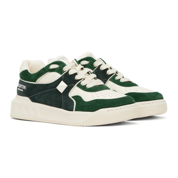  발렌티노 Valentino Garavani 오프화이트 Off-White & Green One Stud Sneakers 232807M237031