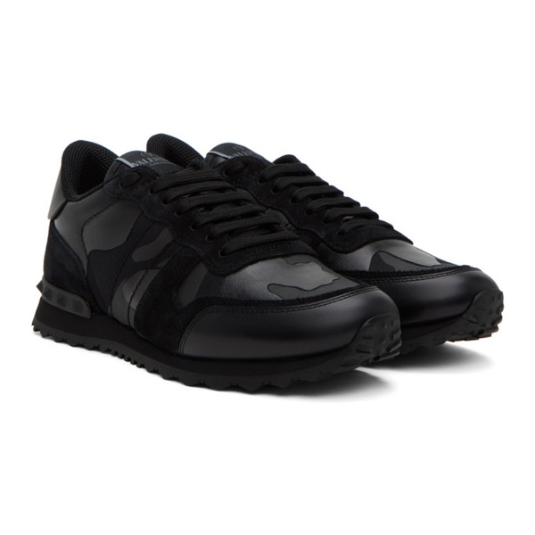  발렌티노 Valentino Garavani Black Rockrunner Sneakers 231807M237114