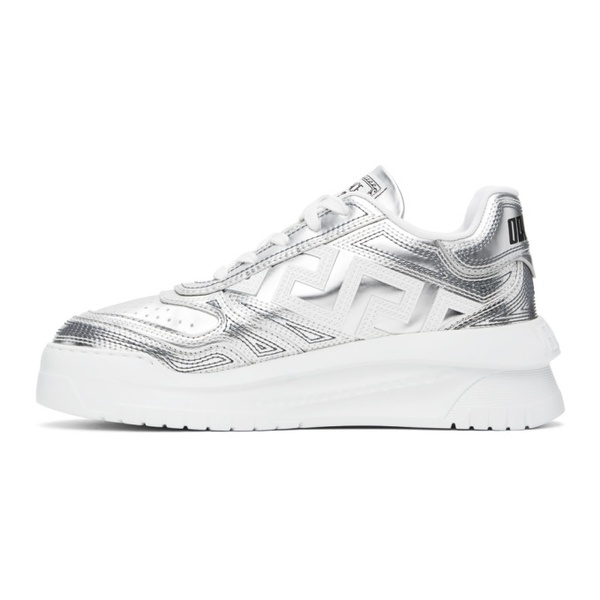 베르사체 베르사체 Versace Silver & White Metallic Greca Oddisea Sneakers 241404M237028